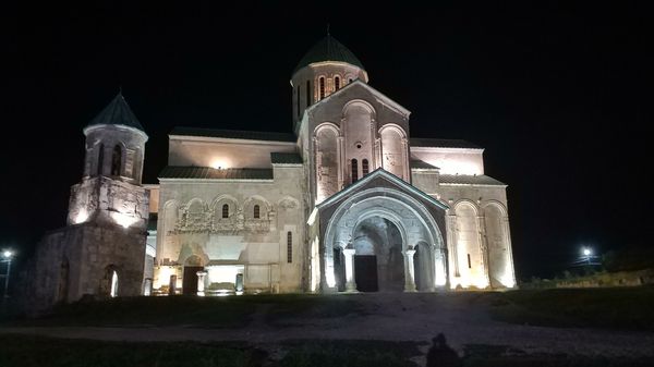 Historische Kathedrale mit Panoramablick