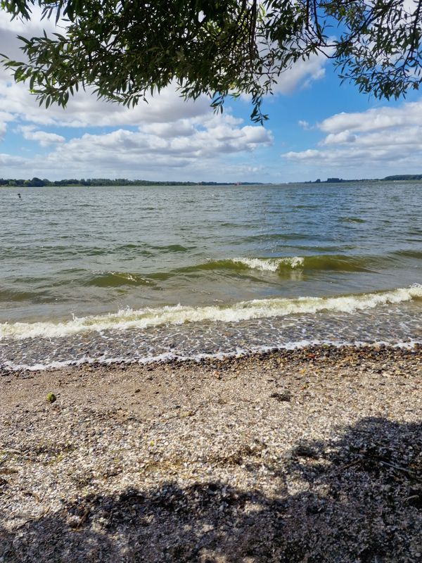 Idyllische Ruhe am Wasser