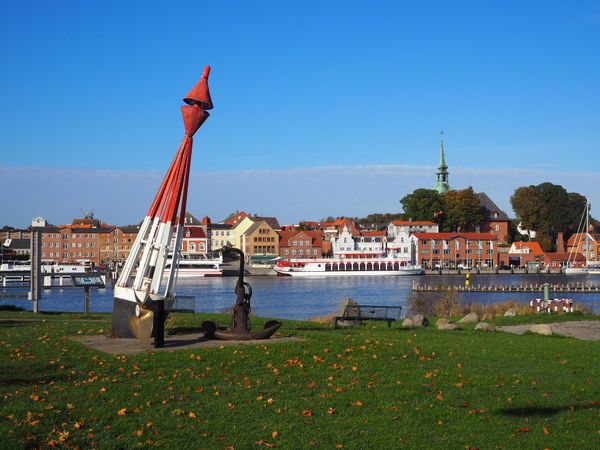 Idyllische Hafenstadt mit Charme