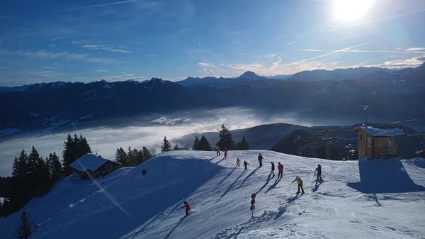 Wandern und Schlemmen hoch über dem Isartal