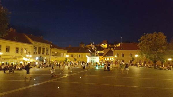 Lebendiges Herz der Altstadt erleben