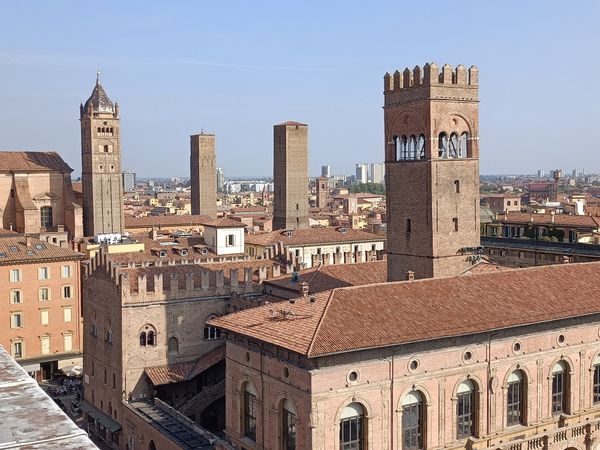 Ausblick über Piazza Maggiore