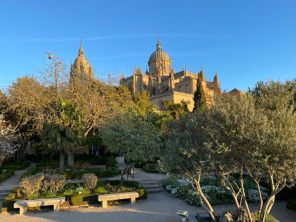 Verborgener Garten der Liebe