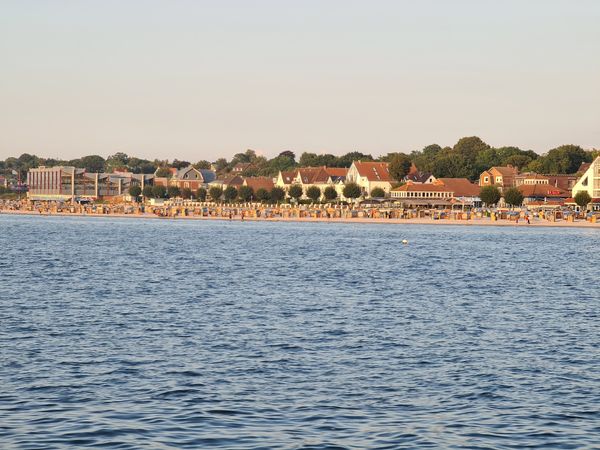 Maritime Vielfalt und historische Kulisse