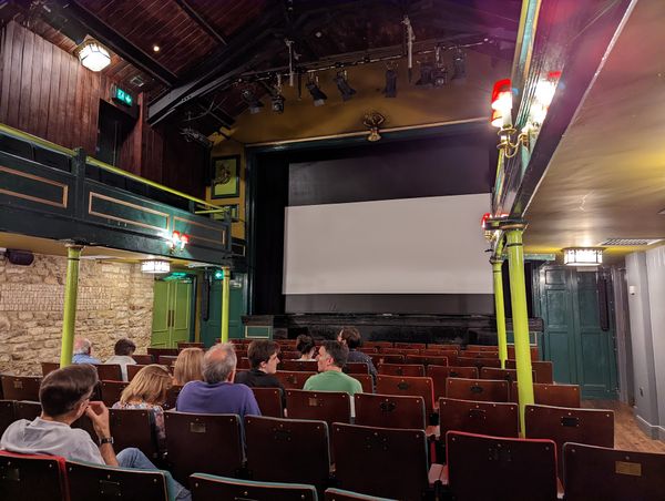 Kleines Theater, große Shows