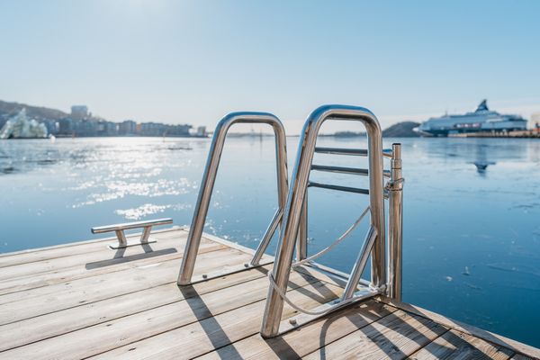 Schwimmende Sauna-Erlebnis
