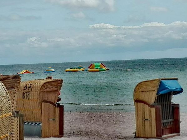 Wellenbad mit Ostseeblick