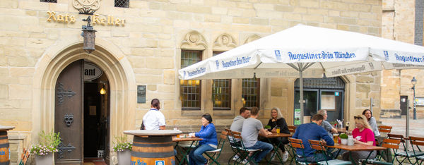 Traditionelle deutsche Gerichte im Herzen der Stadt