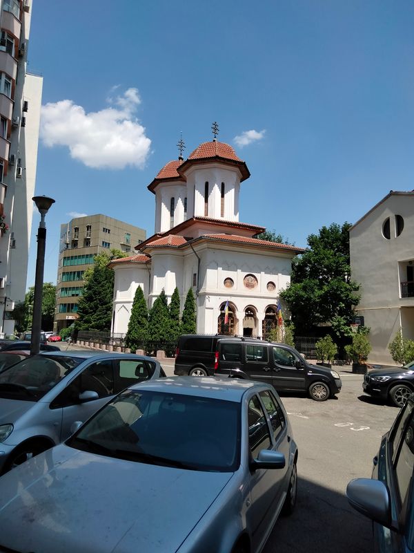 Prunkvolle orthodoxe Kirchenkunst