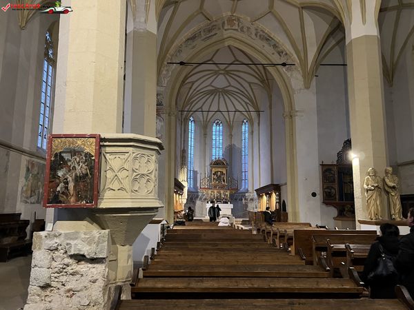 Historische Kirche mit Aussicht