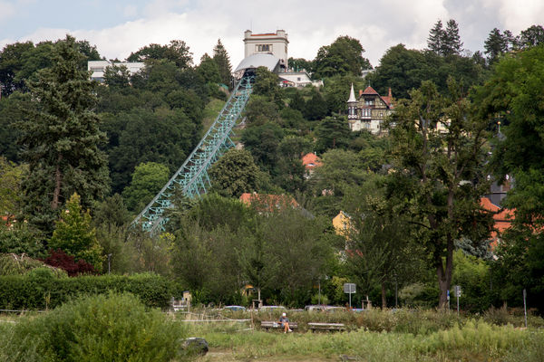 Ausblick auf Dresdens Hügel