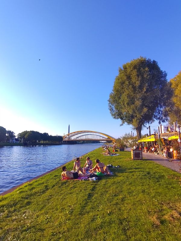 Stadtstrand-Flair genießen