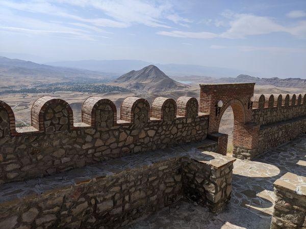 Entdecke das 'Macchu Picchu' von Aserbaidschan