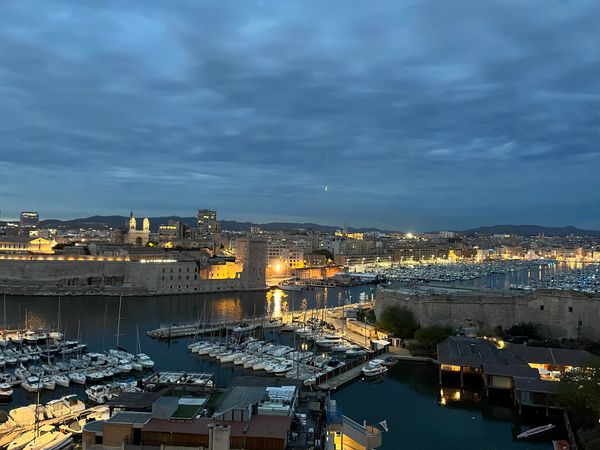 Eleganz über den Dächern von Marseille