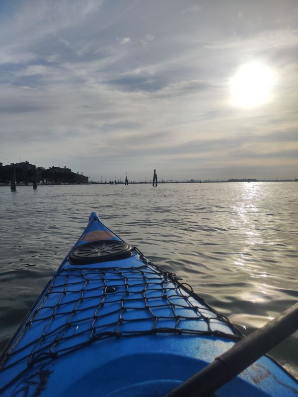 Kajakfahren durch Venedigs Kanäle