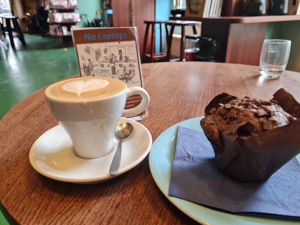 Einzigartige Kaffee-Kultur am Salzachufer