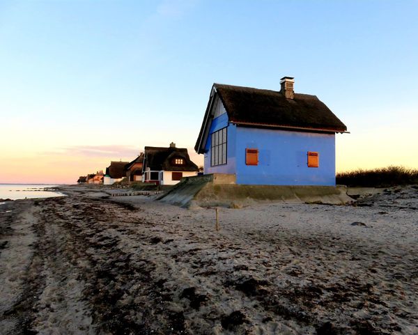 Idyllisches Naturschutzgebiet am Meer