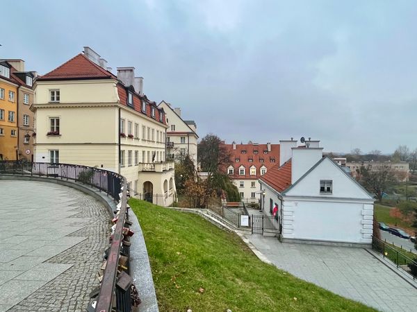 Liebesschlösser mit Aussicht