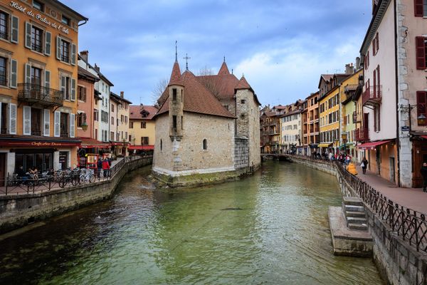 Erkunde das historische Schloss von Annecy