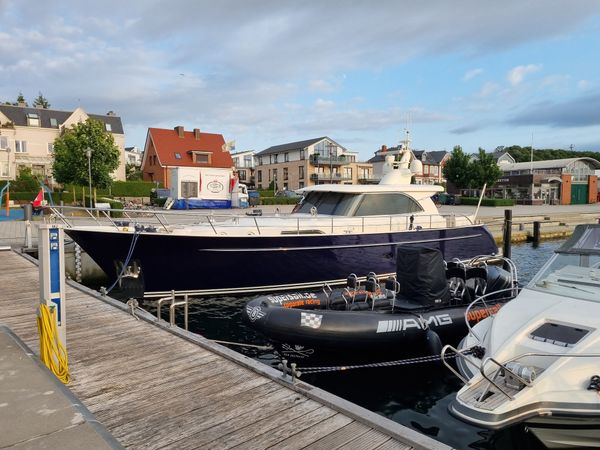Maritimes Flair mit moderner Marina
