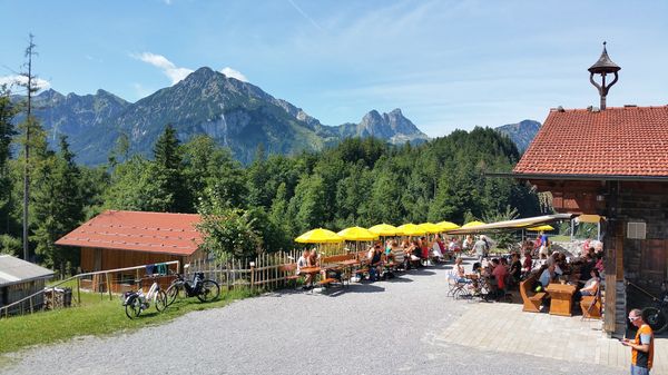 Almromantik mit Kaiserschmarrn