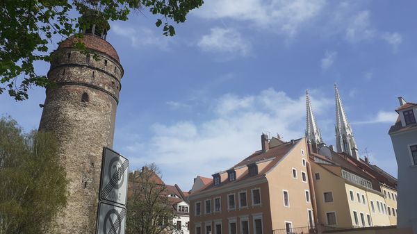 Moderne Küche in historischem Gemäuer