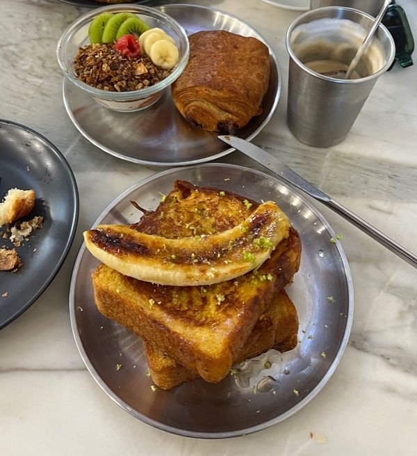 Beliebter Brunch-Spot in Lissabon