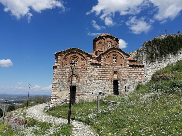 Historisches Schloss mit atemberaubender Aussicht