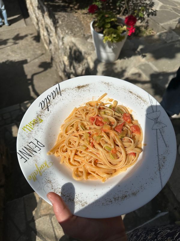 Abendessen mit Blick auf Berat