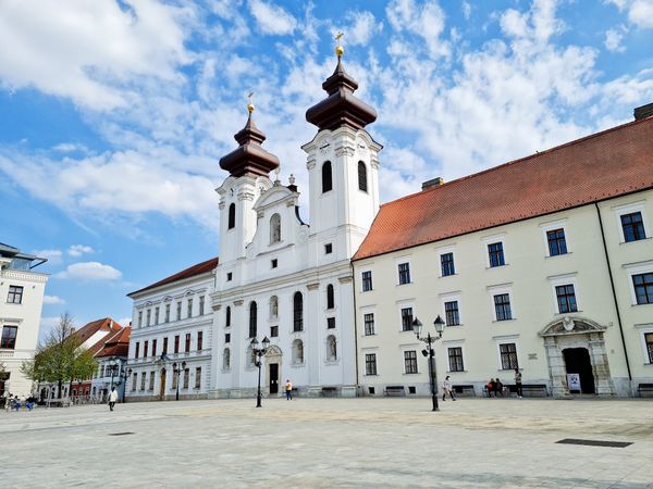 Barocke Pracht in der St. Ignatius-Kirche