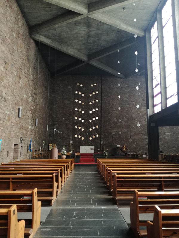 Einblick in eine moderne Heiligtumsgeschichte mit einer optisch einzigartigen Orgel