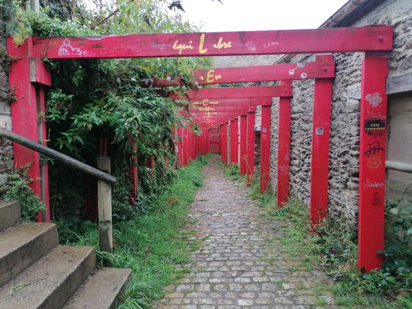 Historisches Flair in alten Steinmauern