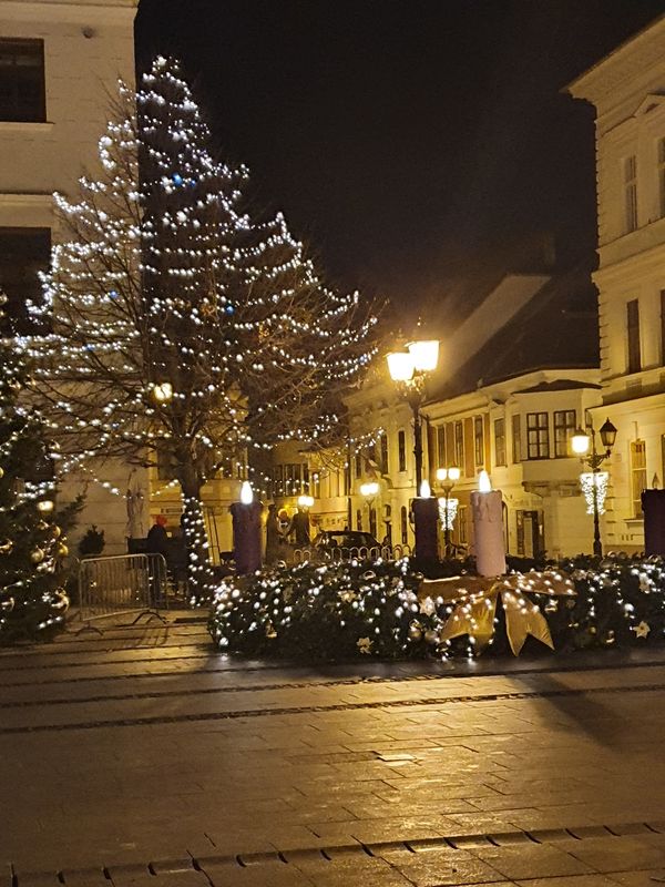 Entspannen am zentralen Hauptplatz mit historischem Flair