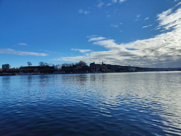 Oslos Uferpromenade zu Fuß erkunden