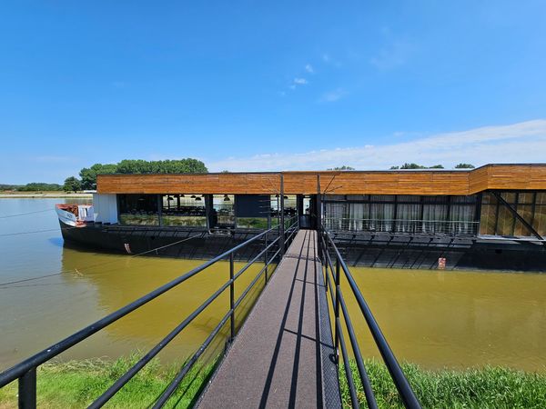 Essen auf dem Wasser