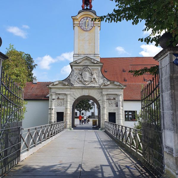 Historische Kulisse mit Museen