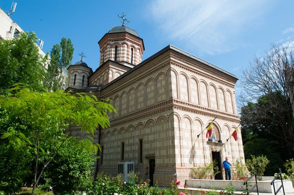 Besuche eine bewegte Kirche