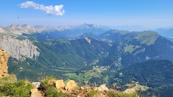 Vielfältige Landschaften am Mont Aiguille