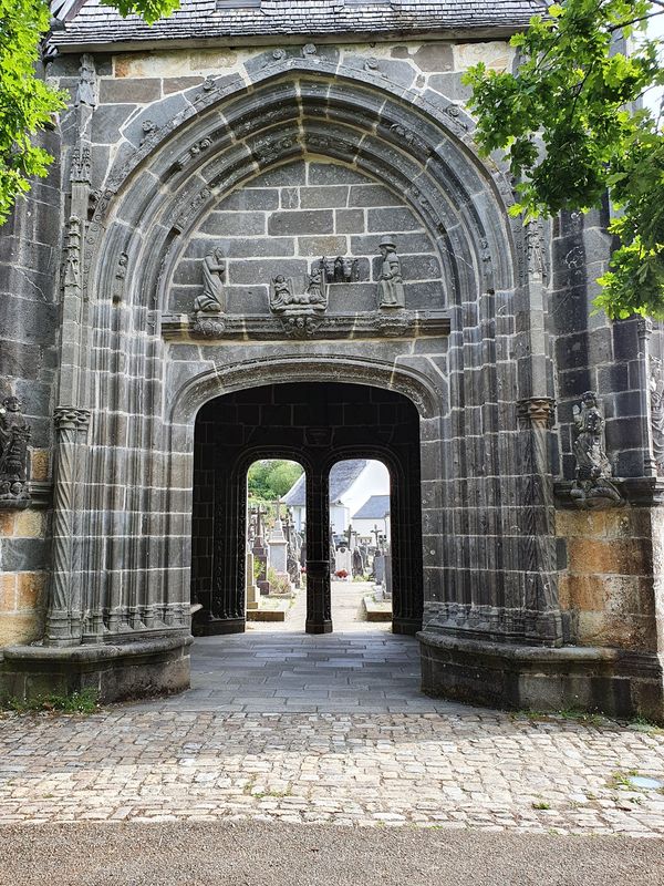 Besichtige das malerische Kloster
