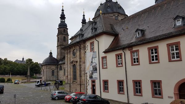 Kulturelle Begegnungen am Domplatz