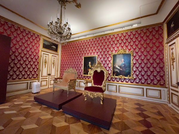 Prachtvolles Barockschloss mit Park