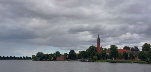 Regionale Künstler entdecken im Kunstmuseum Kloster Malchow