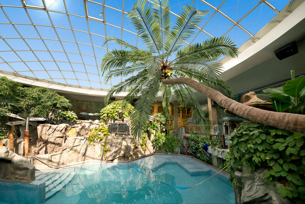 Entspannung pur in exotischer Therme