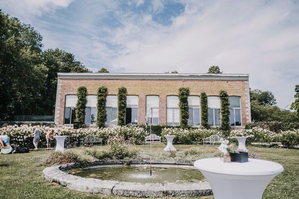 Führung durch das Franc-Waret Schloss