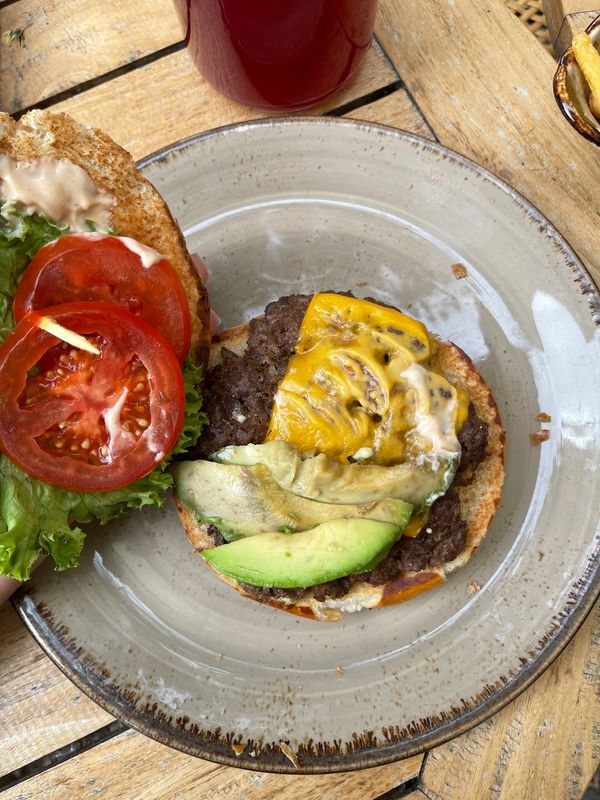 Genieße die besten Burger der Stadt