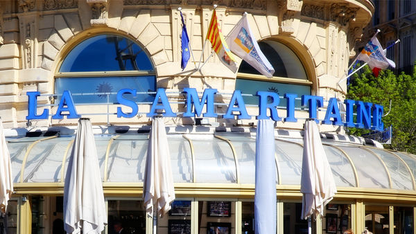 Historische Brasserie am Vieux Port