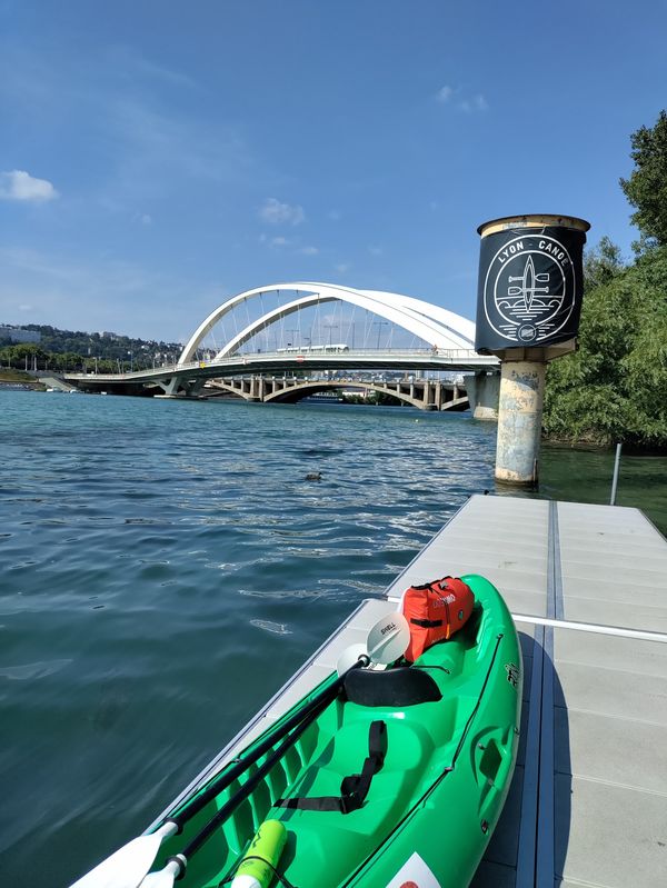 Erkunde Lyon vom Wasser aus