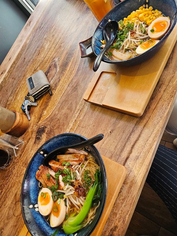 Authentische Ramen in gemütlicher Atmosphäre