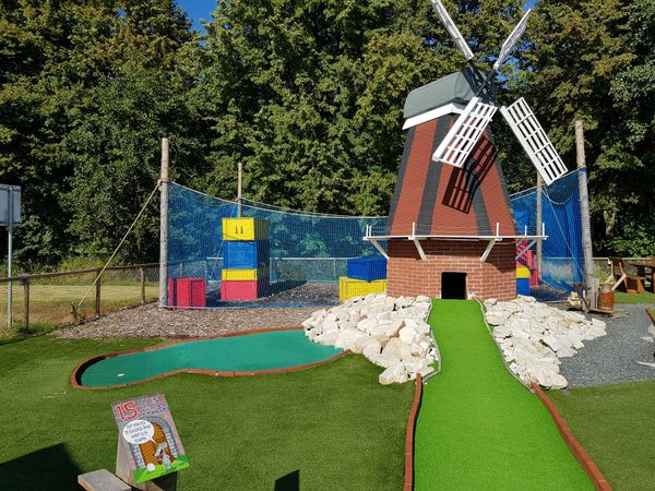Abenteuer-Minigolf für die ganze Familie