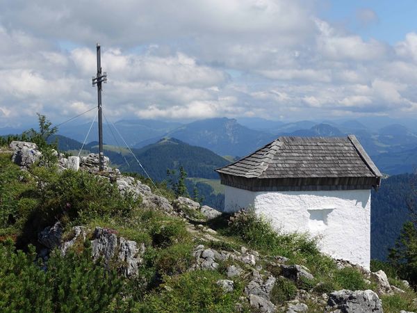 Grenzüberschreitende Hütte mit Charme